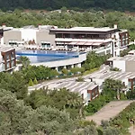 Hillstone & Ξενοδοχείο 5*
