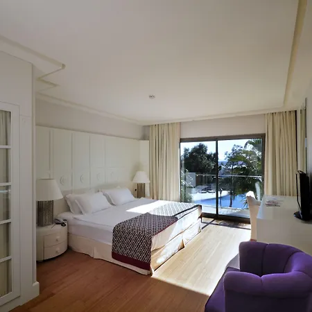 Hillstone Hotel&spa Hotel