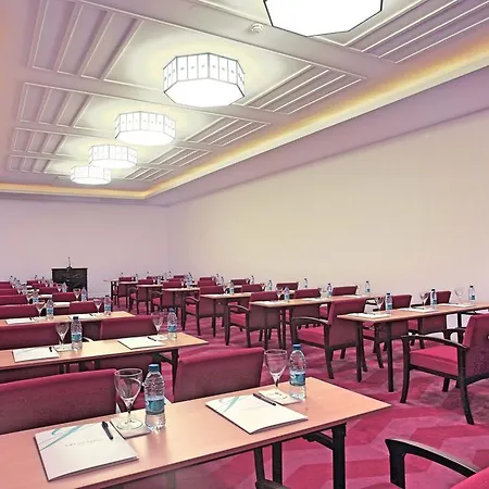 Hillstone & Hotel 5*