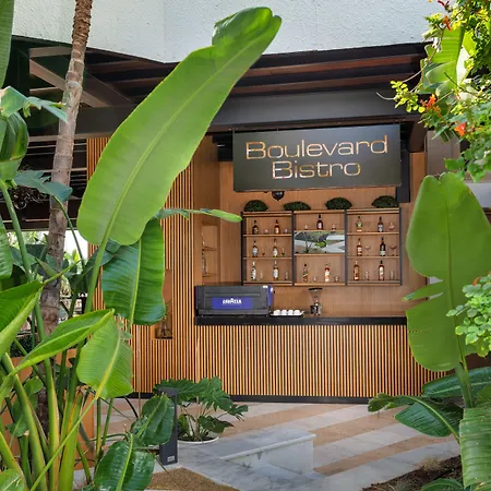 Hillstone & 酒店 博德鲁姆