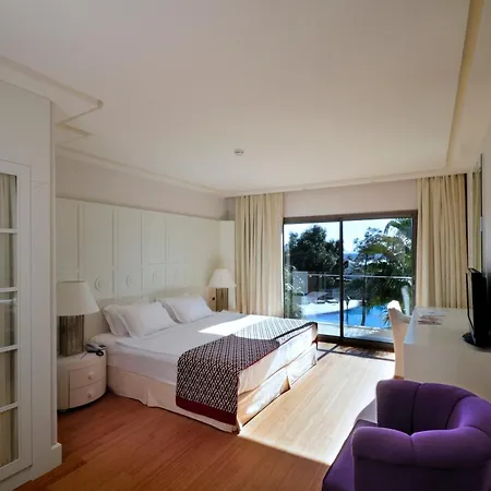 酒店 Hillstone & 5*