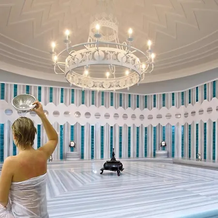 Hillstone & 5* 博德鲁姆