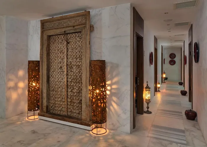 Hotell Hillstone & 5*